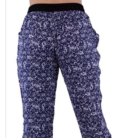 Causal light weight joggers 06 - Picture 2 of 5